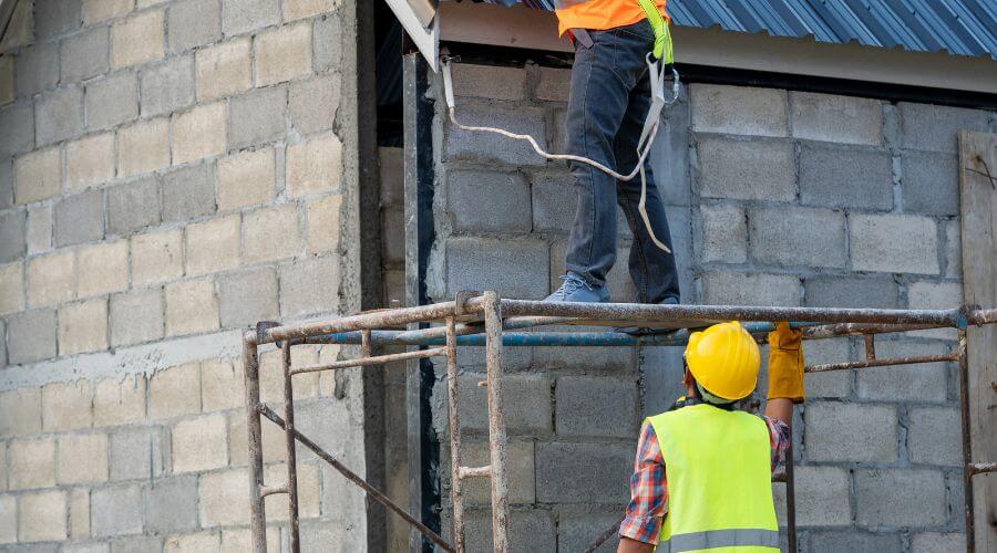 Expert Emergency Roof Repairs services in Newton, WI